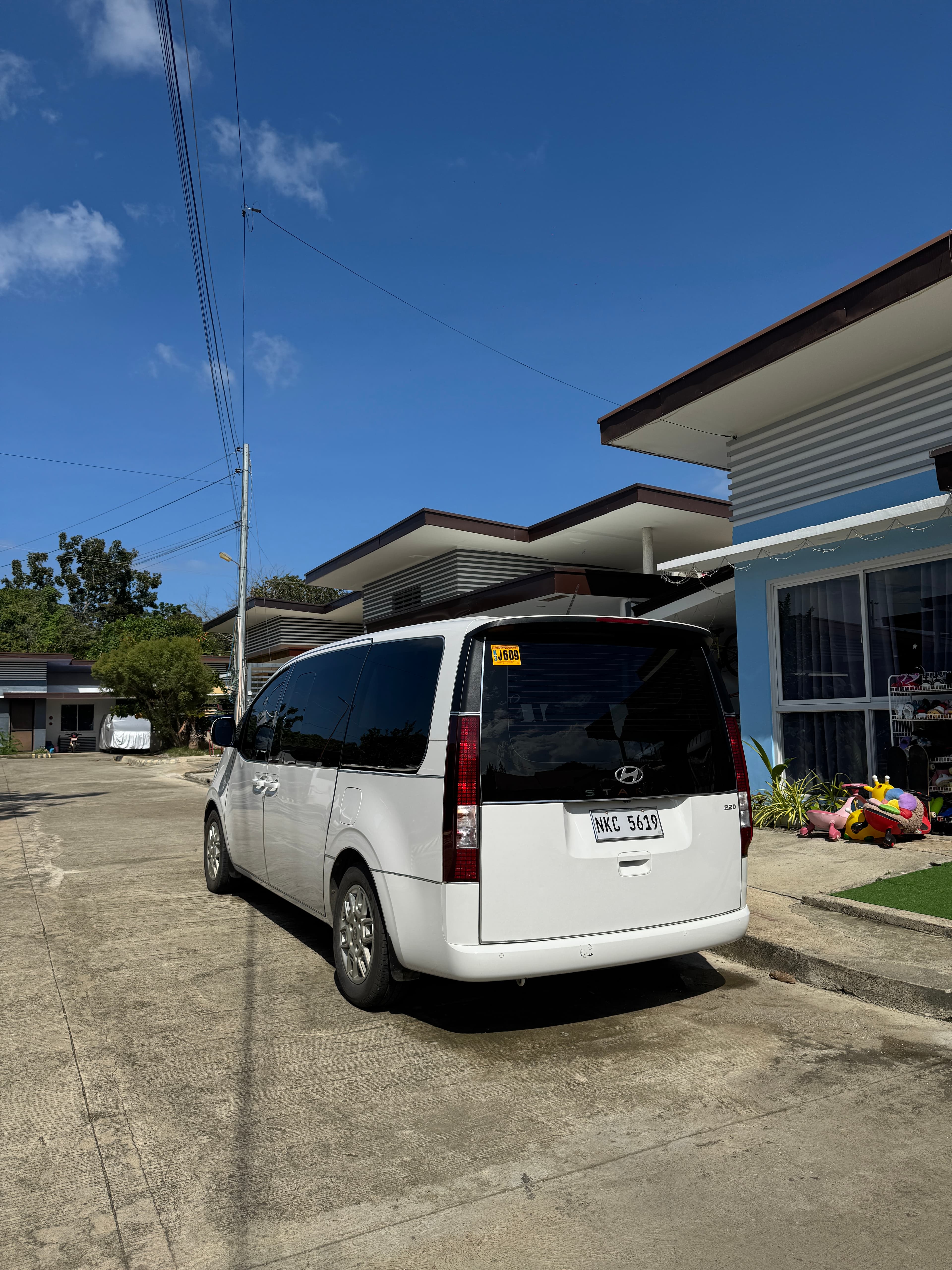 Luxury van rental Palawan - premium fleet El Nido Puerto Princesa transfer service