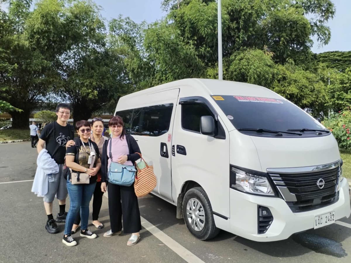 Customers arriving for a Puerto Princesa airport transfer